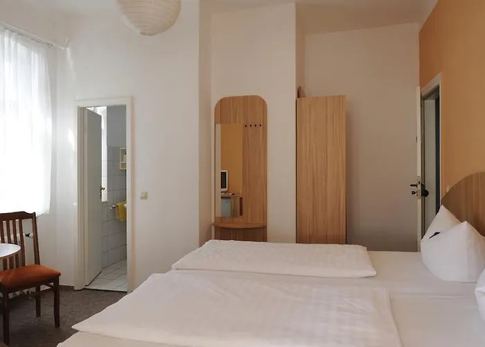 ゲストハウス Am Kluenderberg ビンツ